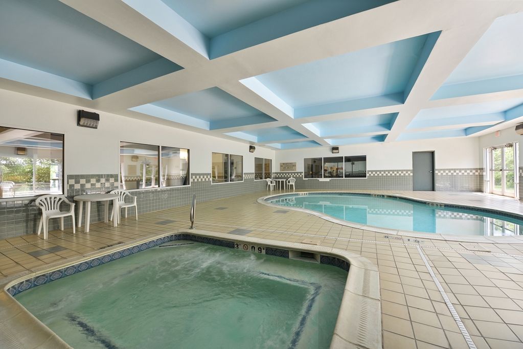 Blisspoint Inn & Suites Marion Einrichtungen foto